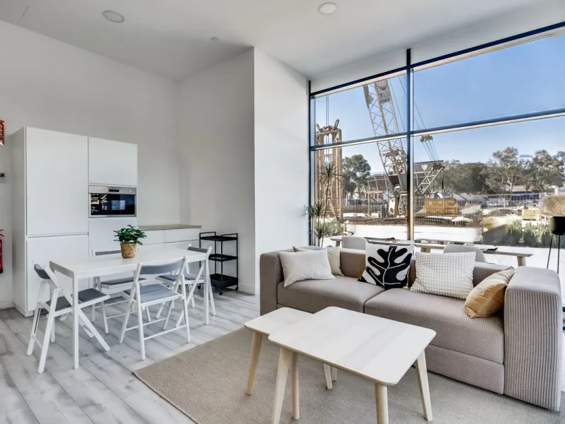 Experience high-rise living in the heart of Malaga! This elegant 2-bedroom, 2-bathroom apartment is located on the 25th floor of the iconic Malaga Urban Sky Tower, offering breathtaking panoramic views of the city skyline.