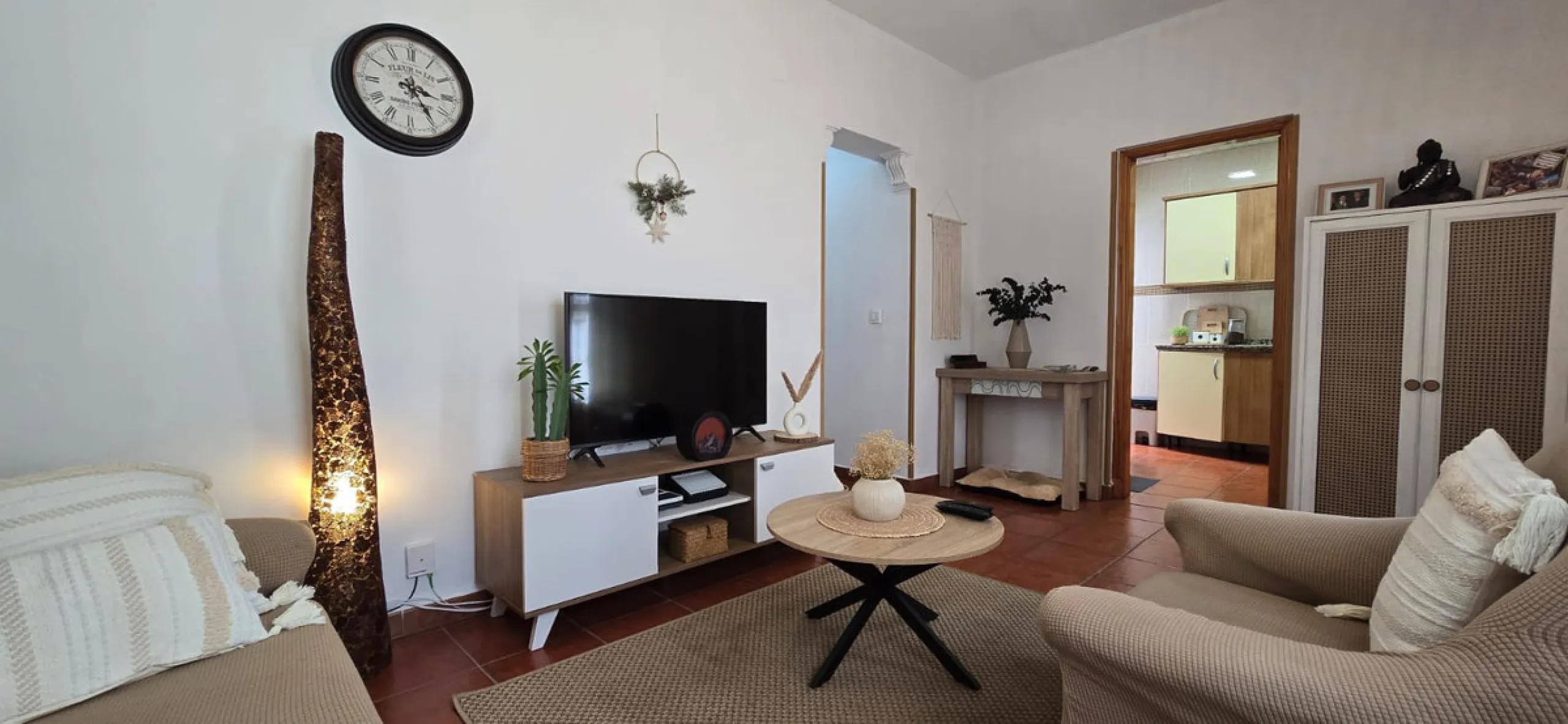 House - Detached Villa в продаже в Torremolinos, Málaga. В доме 3 спален и 1 ванных комнат. Площадь дома 65 м²