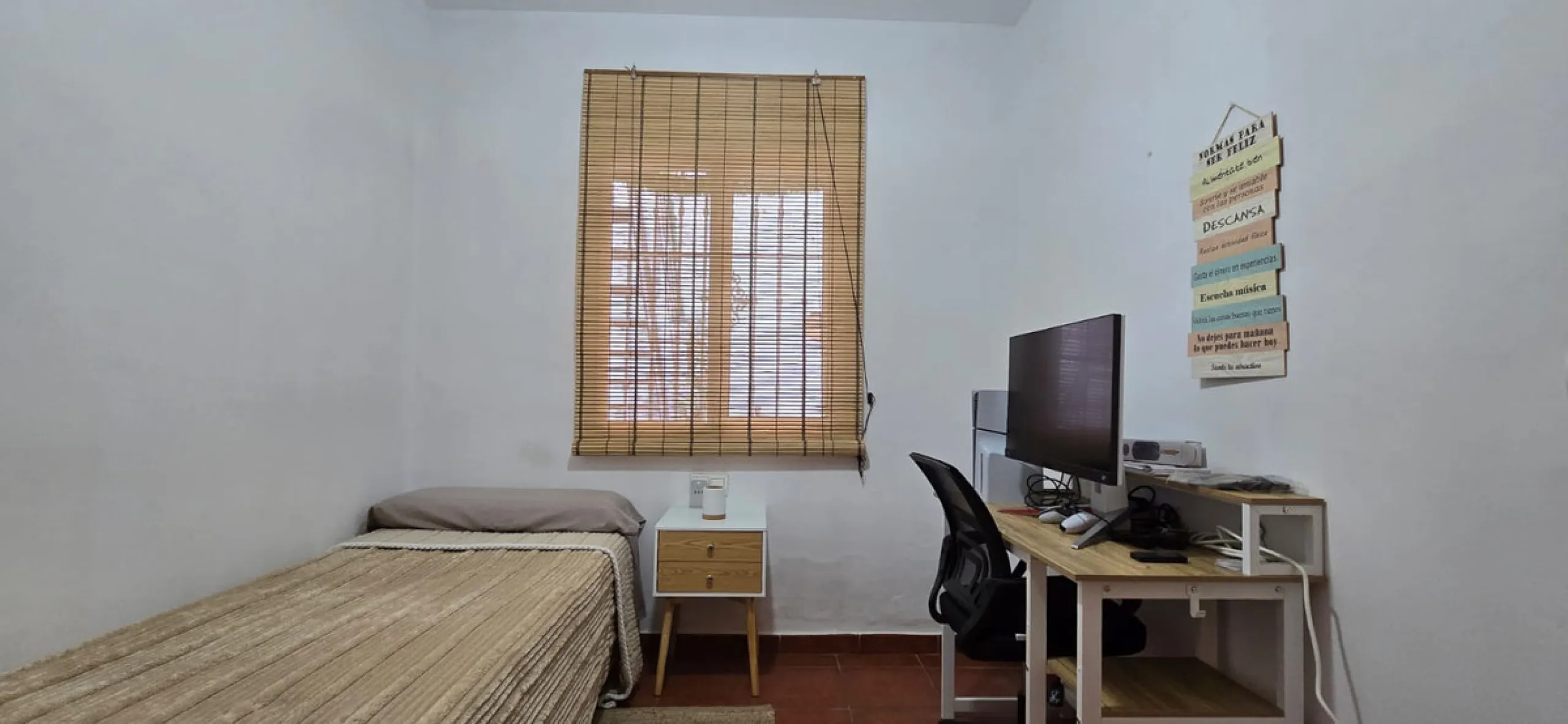 House - Detached Villa в продаже в Torremolinos, Málaga. В доме 3 спален и 1 ванных комнат. Площадь дома 65 м²