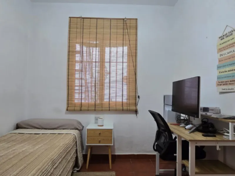 House - Detached Villa в продаже в Torremolinos, Málaga. В доме 3 спален и 1 ванных комнат. Площадь дома 65 м²