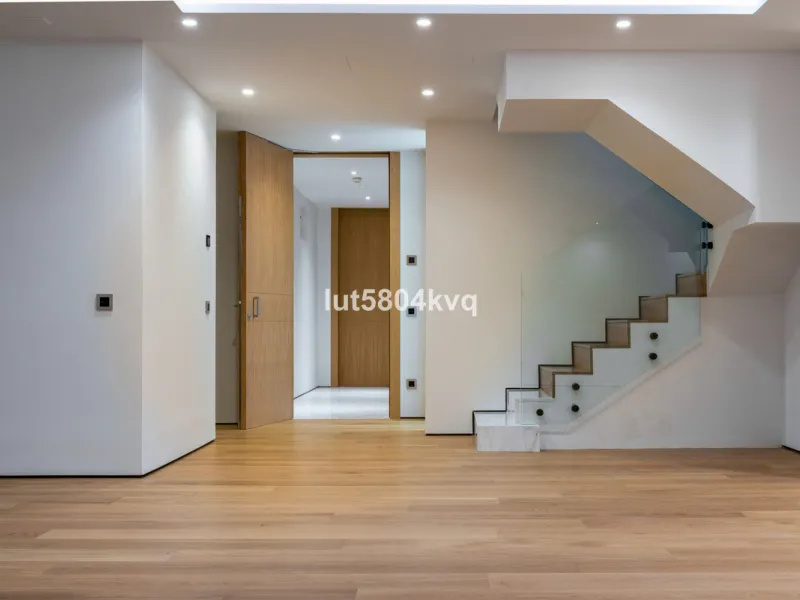 Apartment - Ground Floor Apartment в продаже в Marbella, Málaga. В доме 4 спален и 5 ванных комнат. Площадь дома 443 м²