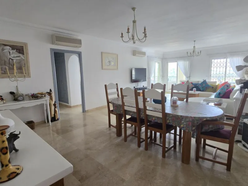 MOTIVATED SELLER. 3 BED 2 BATH. LA CALA HILLS € 420,000. ELEVATED GROUND FLOOR CORNER. AMAZING VIEWS.