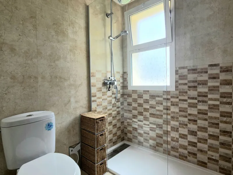 MOTIVATED SELLER. 3 BED 2 BATH. LA CALA HILLS € 420,000. ELEVATED GROUND FLOOR CORNER. AMAZING VIEWS.