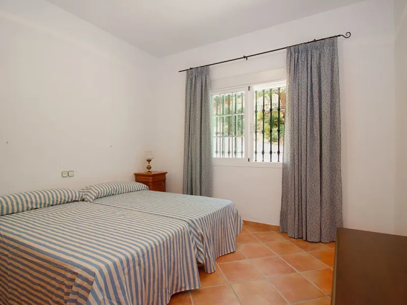 Impressive property in a prime location with views of the countryside and mountains on a plot of over 37,000 m² in Alhaurin El Grande !