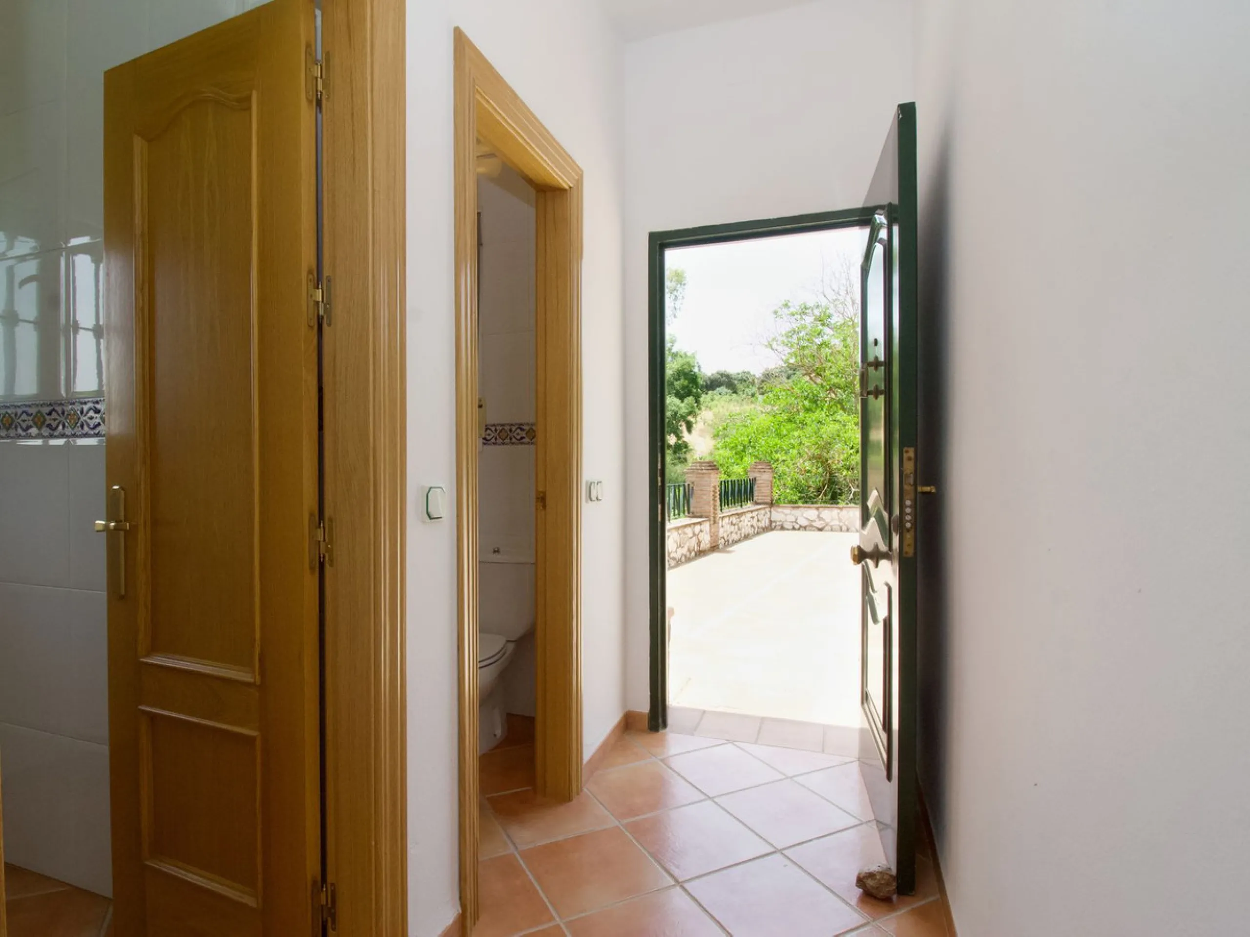 Impressive property in a prime location with views of the countryside and mountains on a plot of over 37,000 m² in Alhaurin El Grande !