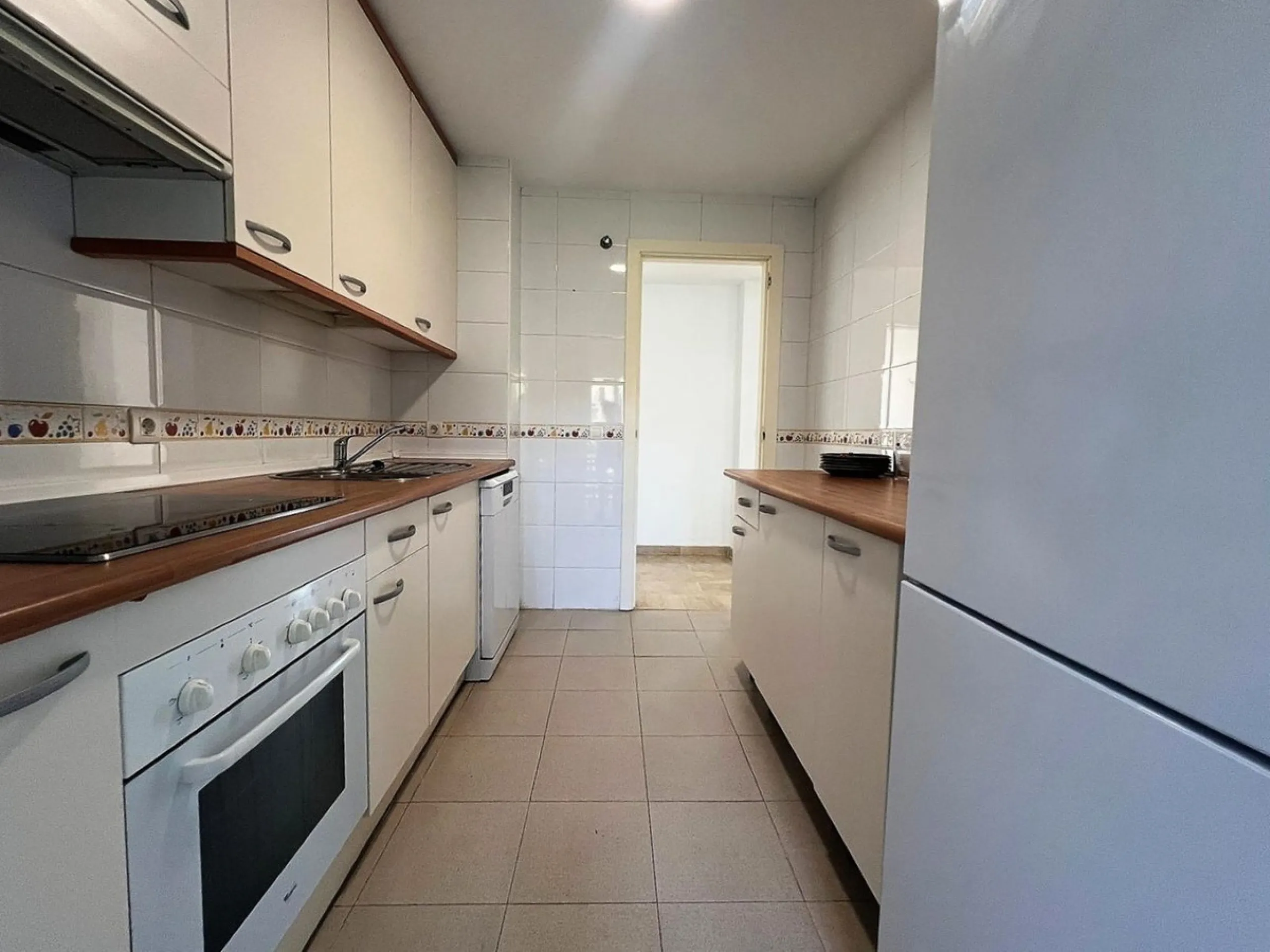 Apartment - Middle Floor Apartment в продаже в Mijas, Málaga. В доме 2 спален и 2 ванных комнат. Площадь дома 130 м²
