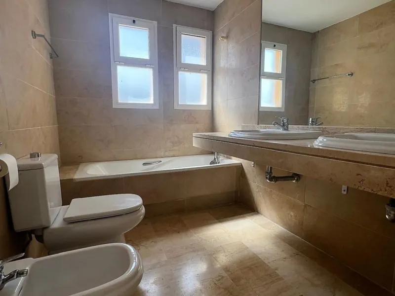 Apartment - Middle Floor Apartment в продаже в Mijas, Málaga. В доме 2 спален и 2 ванных комнат. Площадь дома 130 м²
