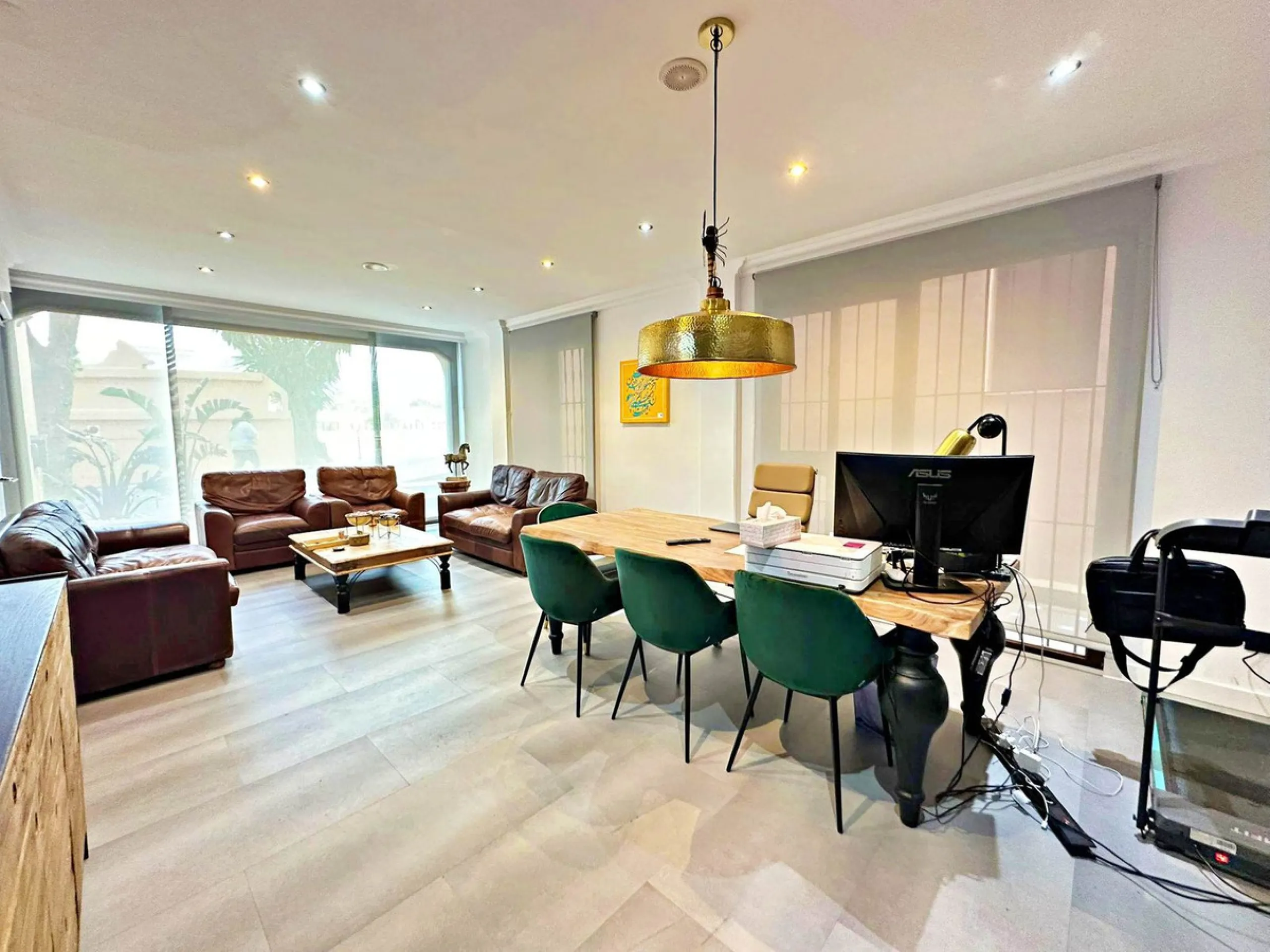 FREEHOLD  : Renovated Office Space – Prime Location by the Beach