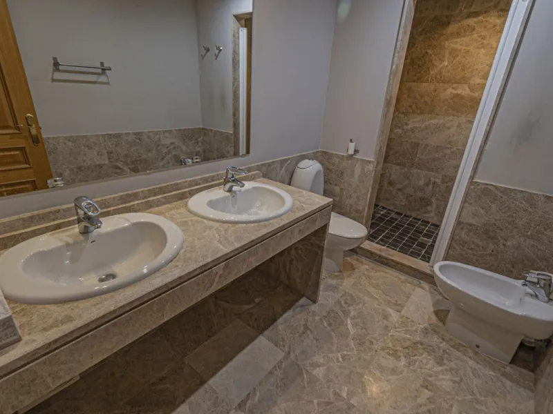 Stunning Mediterranean Villa by the Golf Course in Marbella with 24-Hour Security