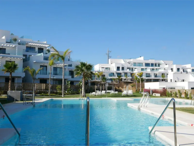 SHORT TERM RENTAL IS ALLOWED -  EASY VIEWING !!!!   Panoramic view with lateral sea view in the fishing village of La Cala de Mijas