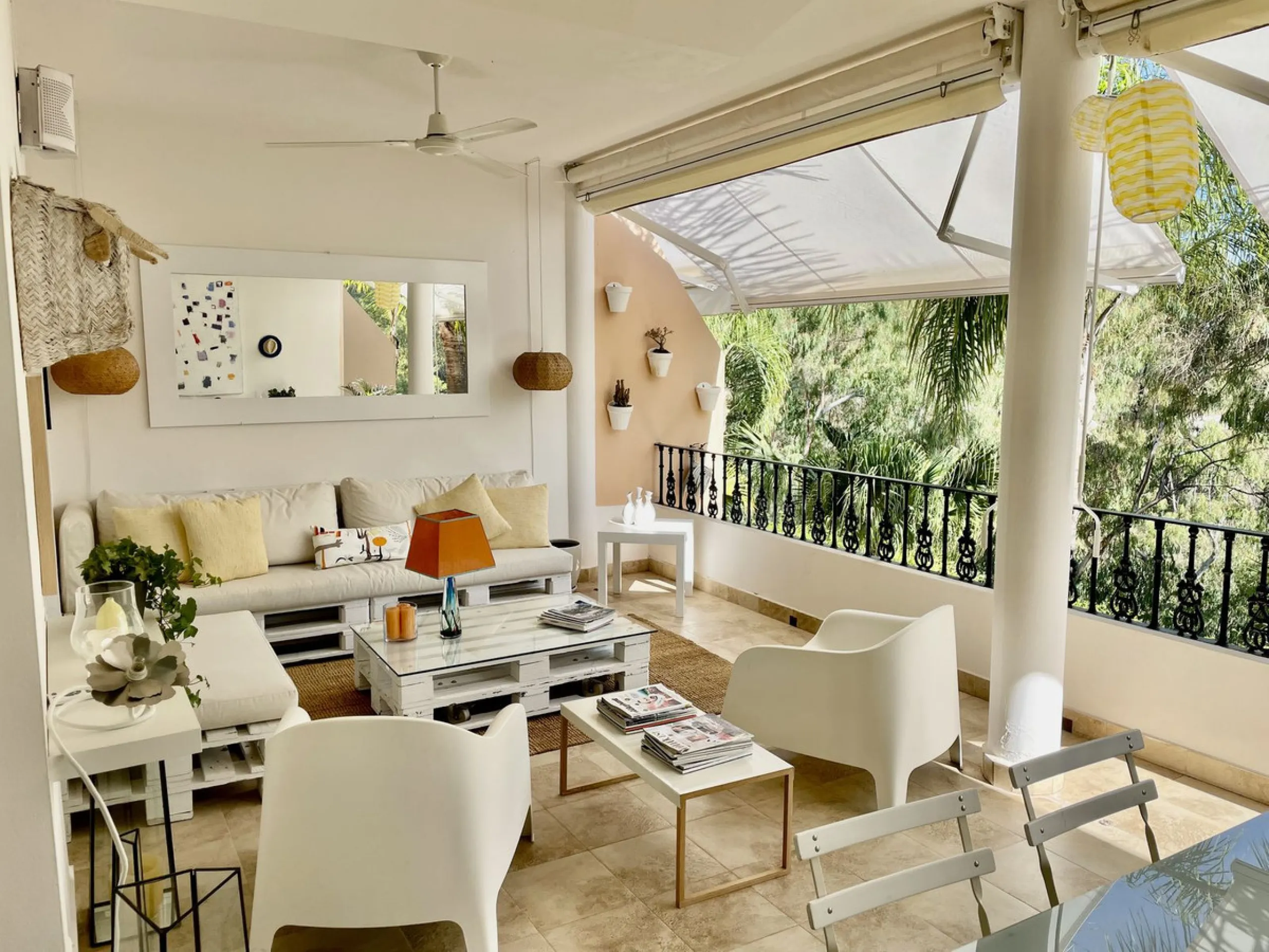 Traumwohnung in Nueva Andalucia: Privatsphäre, Komfort und Ruhe