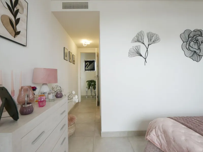 SHORT TERM RENTAL IS ALLOWED -  EASY VIEWING !!!!   Panoramic view with lateral sea view in the fishing village of La Cala de Mijas