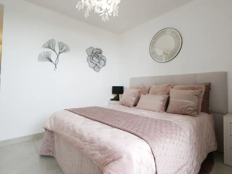 SHORT TERM RENTAL IS ALLOWED -  EASY VIEWING !!!!   Panoramic view with lateral sea view in the fishing village of La Cala de Mijas