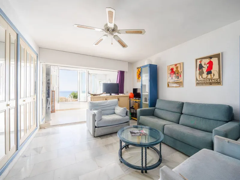Unique apartment in Torremuelle, Benalmádena, boasting stunning sea views and excellent potential for capital appreciation.