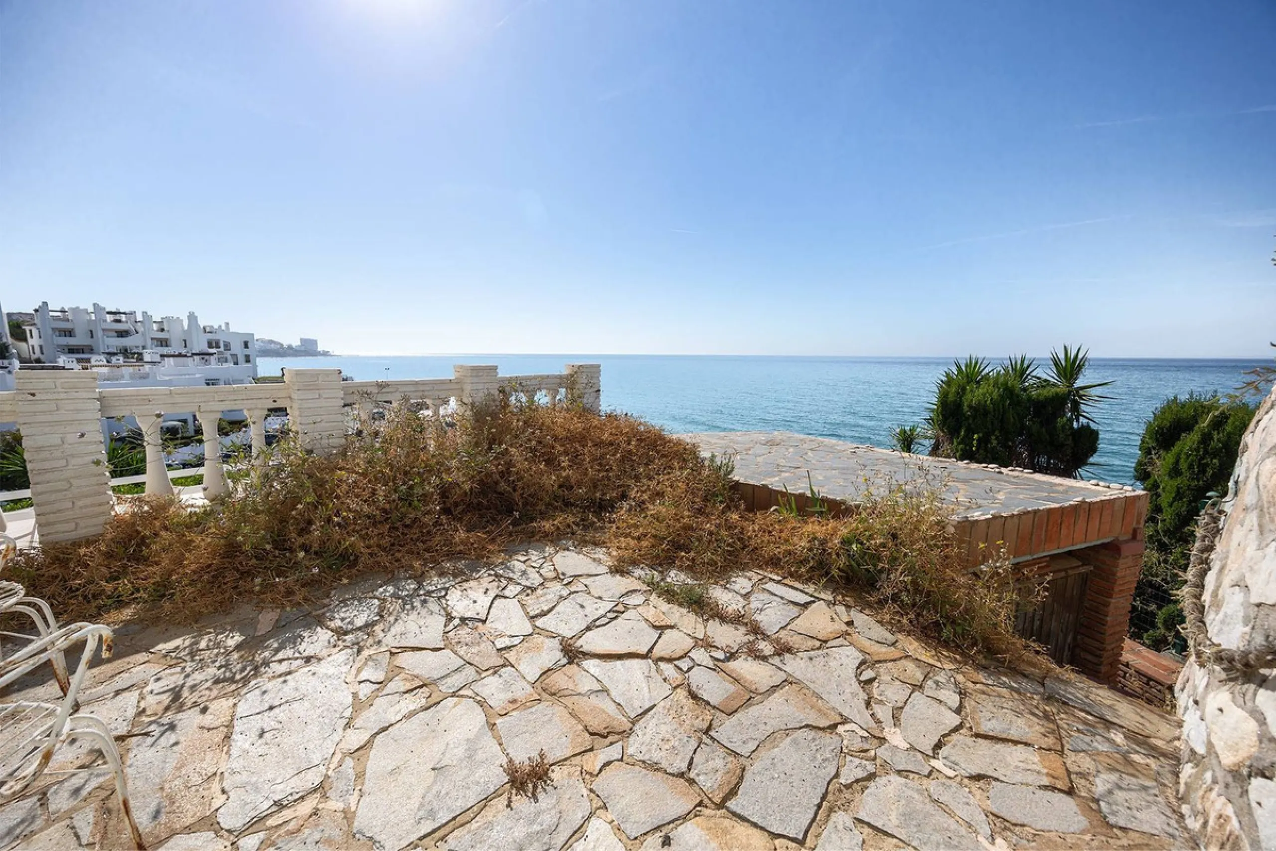 Unique apartment in Torremuelle, Benalmádena, boasting stunning sea views and excellent potential for capital appreciation.
