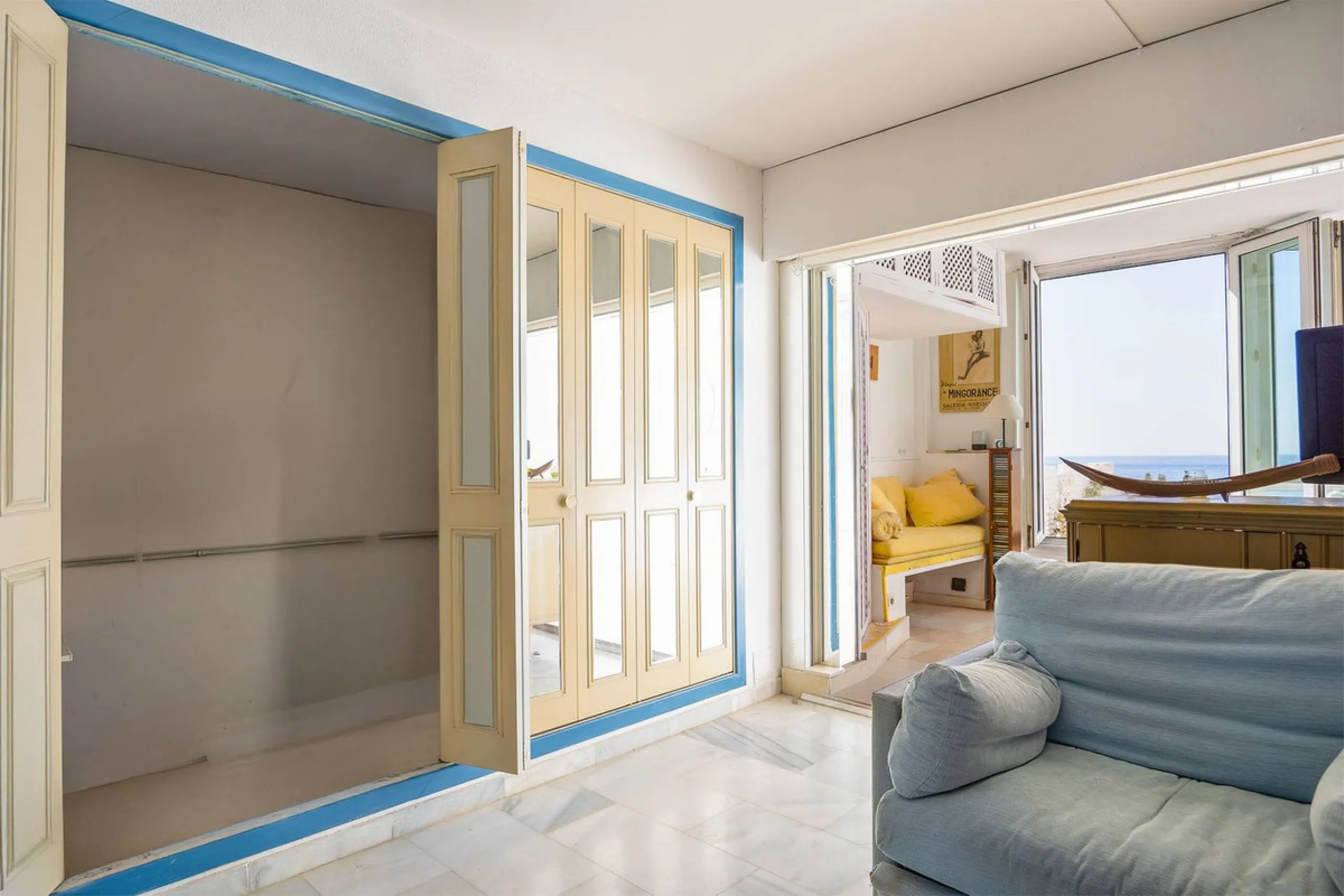 Unique apartment in Torremuelle, Benalmádena, boasting stunning sea views and excellent potential for capital appreciation.