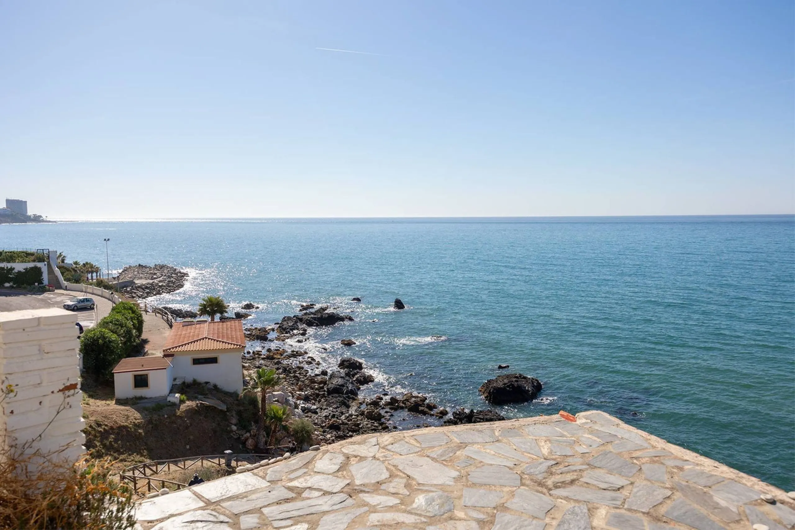Unique apartment in Torremuelle, Benalmádena, boasting stunning sea views and excellent potential for capital appreciation.