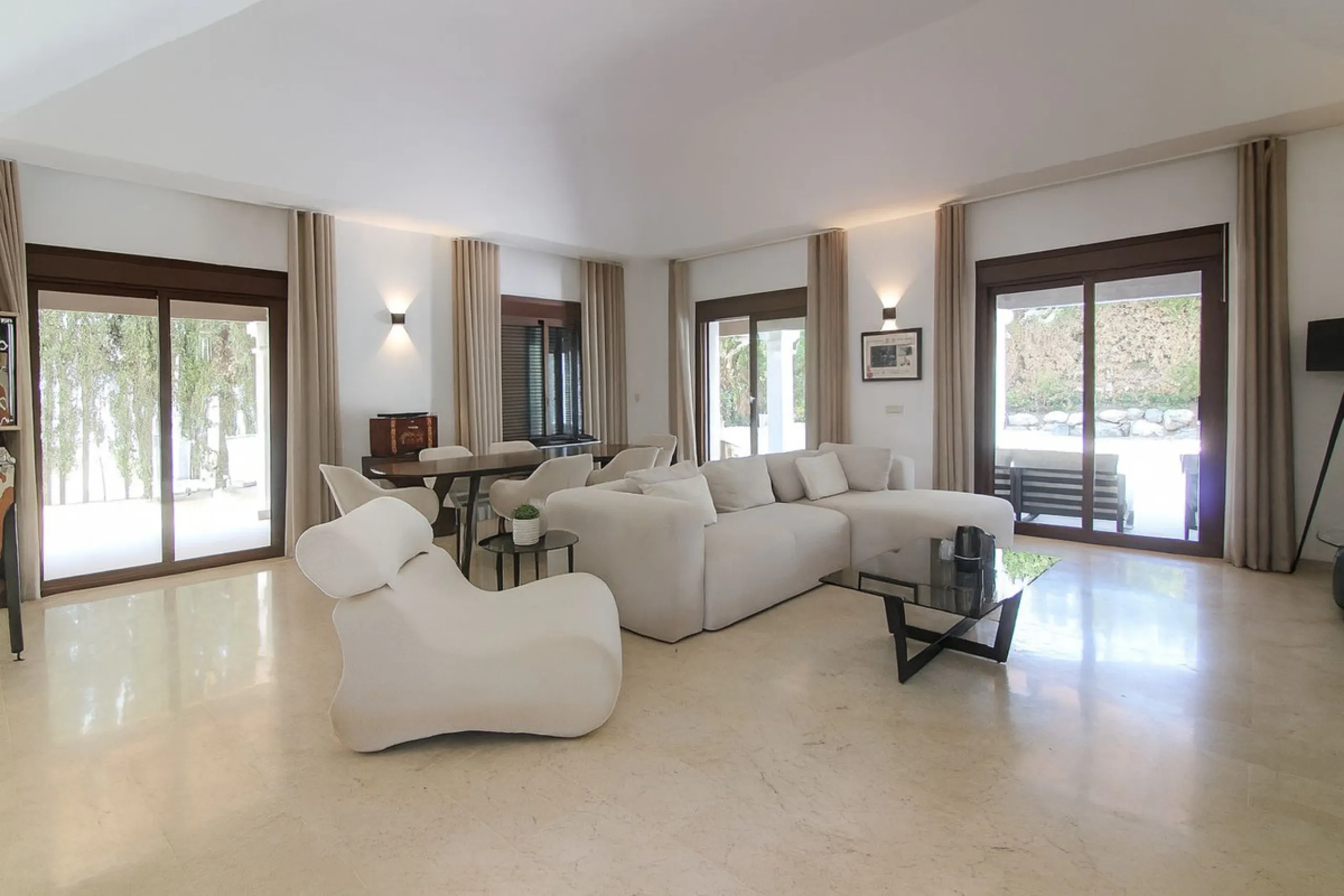 Exceptional opportunity below bank appraisal.