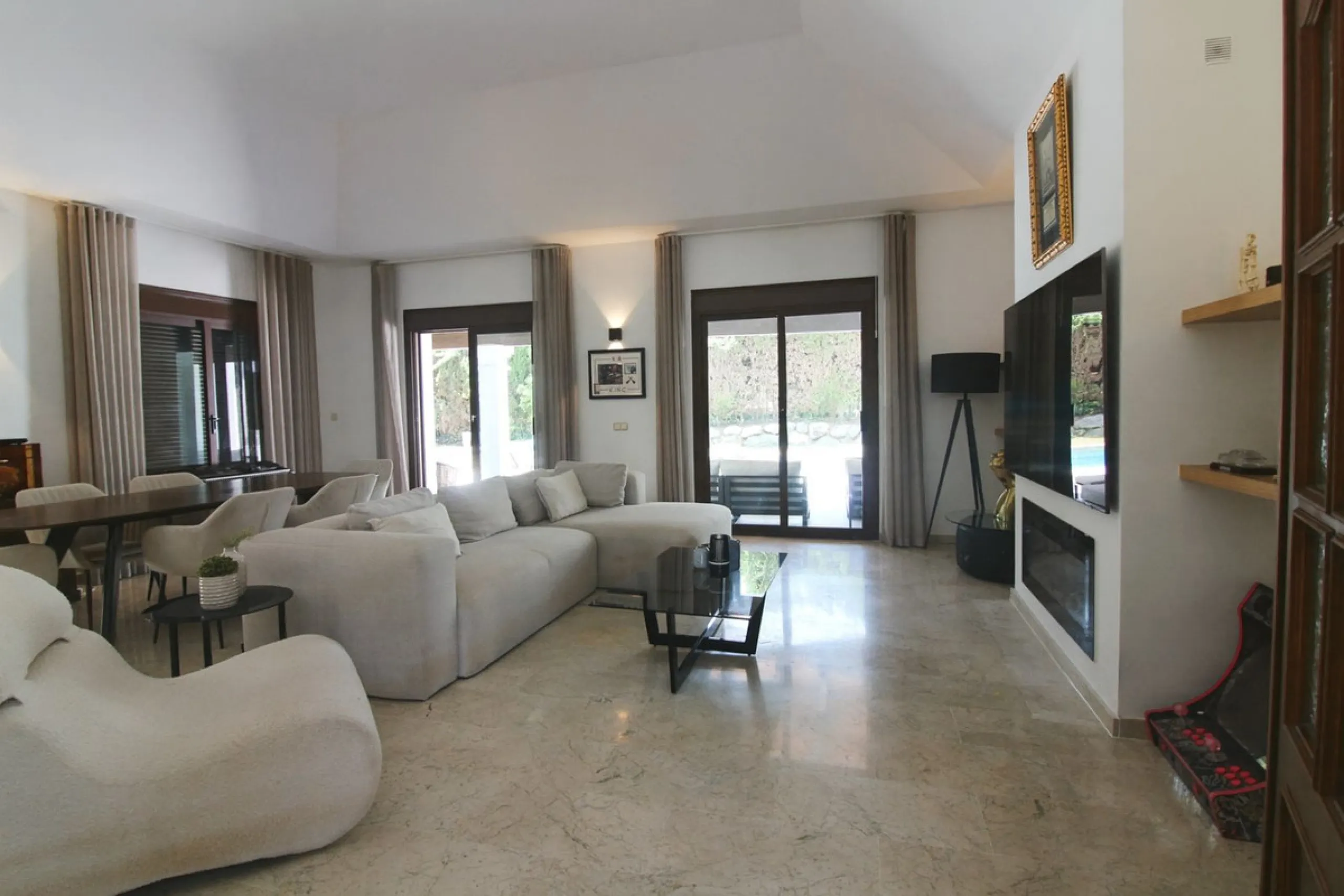 Exceptional opportunity below bank appraisal.