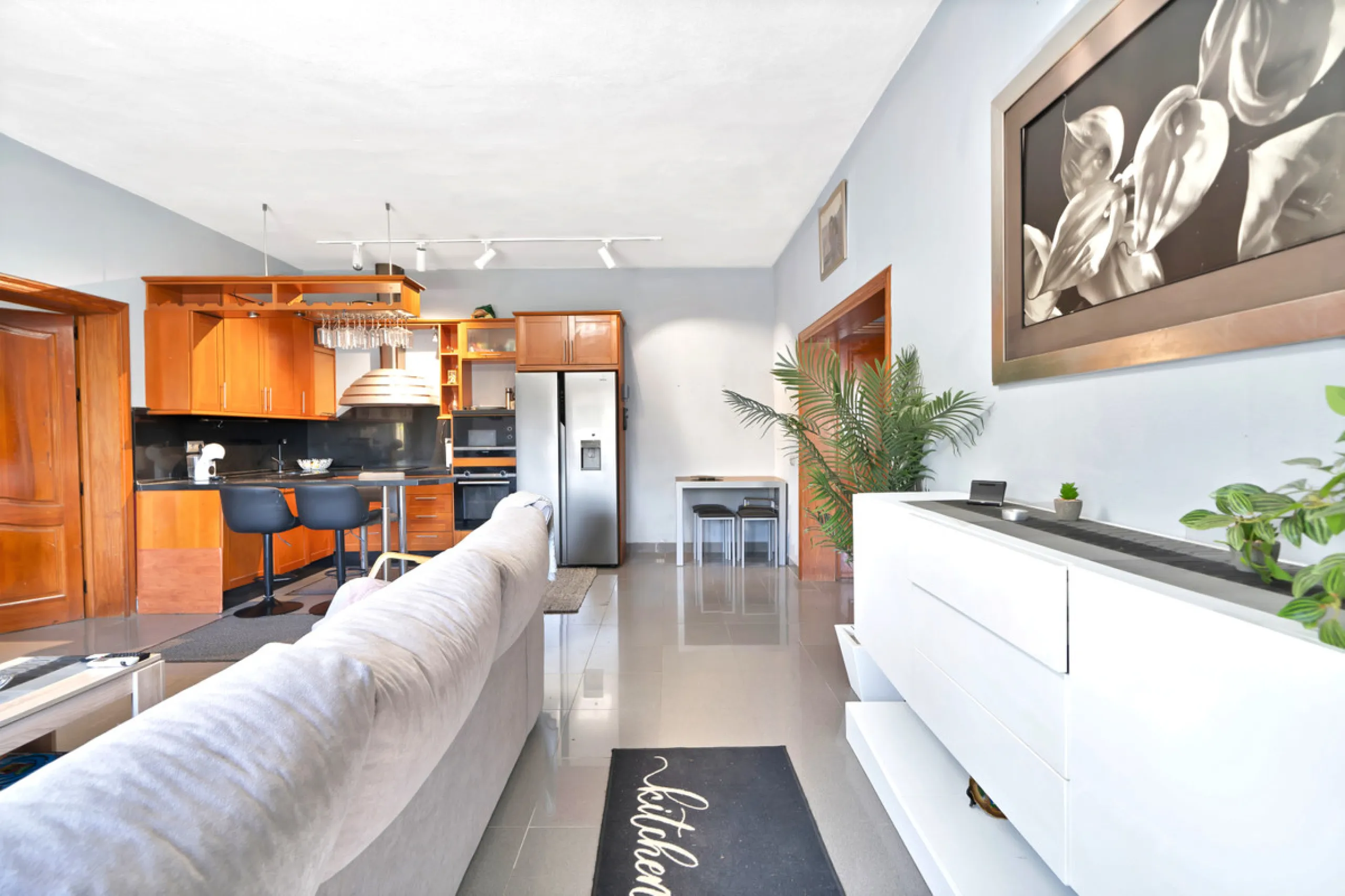 House - Detached Villa в продаже в Marbella, Málaga. В доме 7 спален и 5 ванных комнат. Площадь дома 422 м². Площадь участка 1900 м²