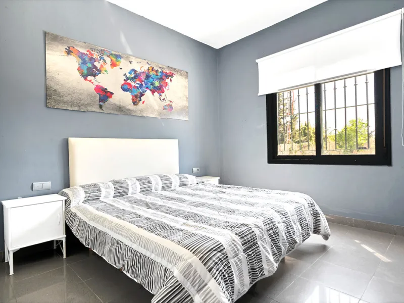 House - Detached Villa в продаже в Marbella, Málaga. В доме 7 спален и 5 ванных комнат. Площадь дома 422 м². Площадь участка 1900 м²