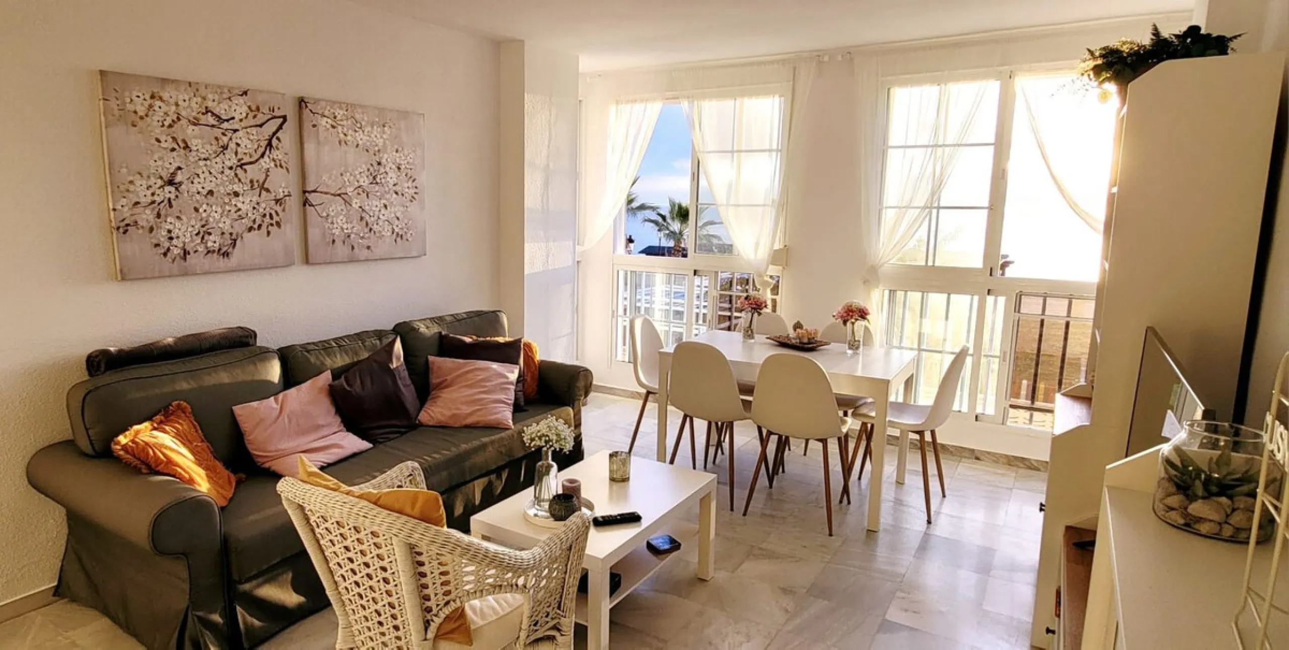Wake up every morning to stunning views of the Mediterranean Sea! ????