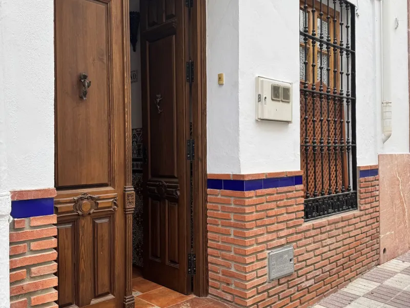 Unique Townhouse with Panoramic Views in the Heart of Álora