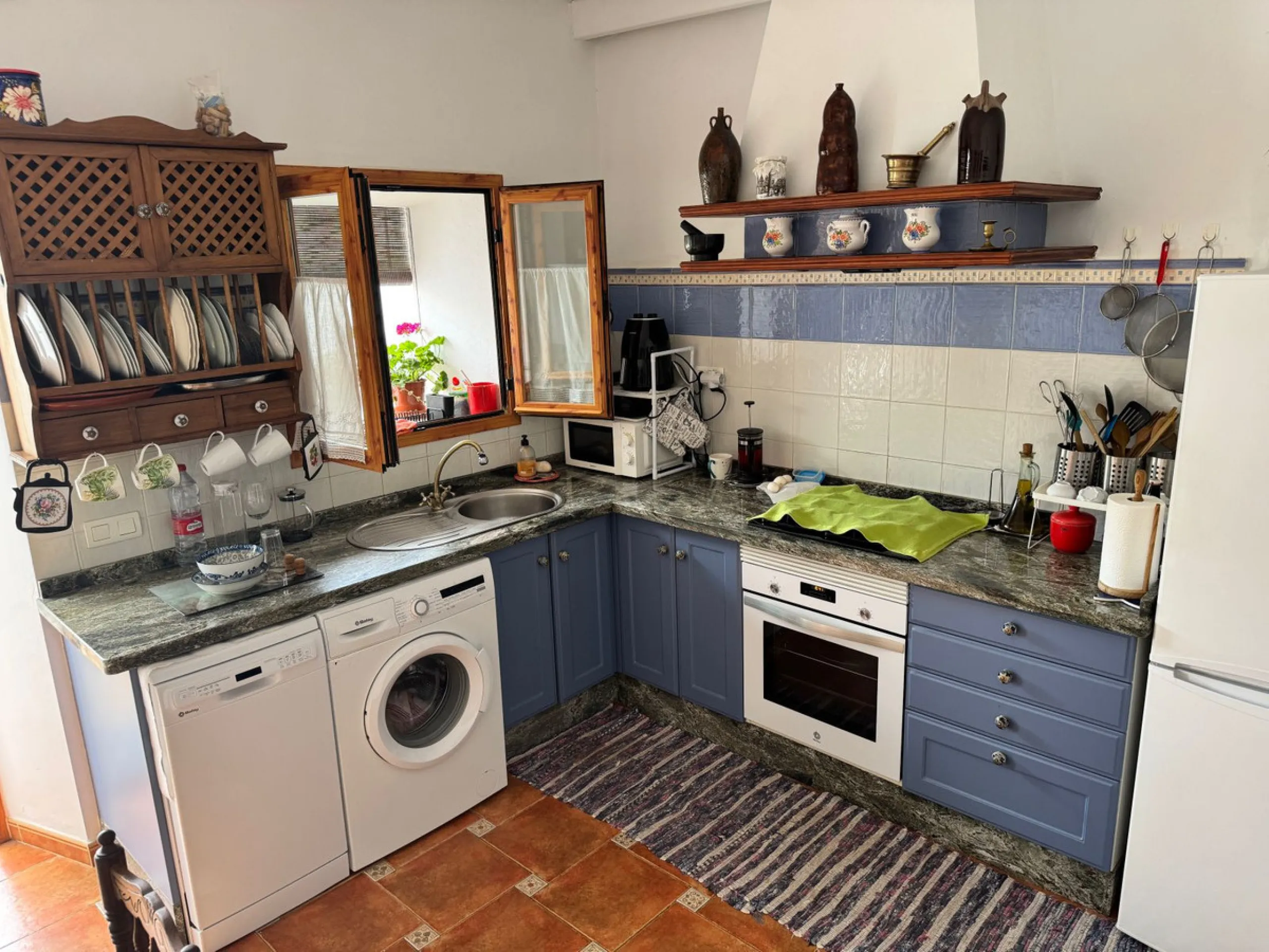 Unique Townhouse with Panoramic Views in the Heart of Álora