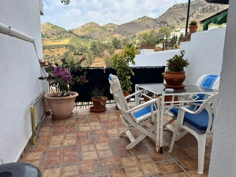 Unique Townhouse with Panoramic Views in the Heart of Álora