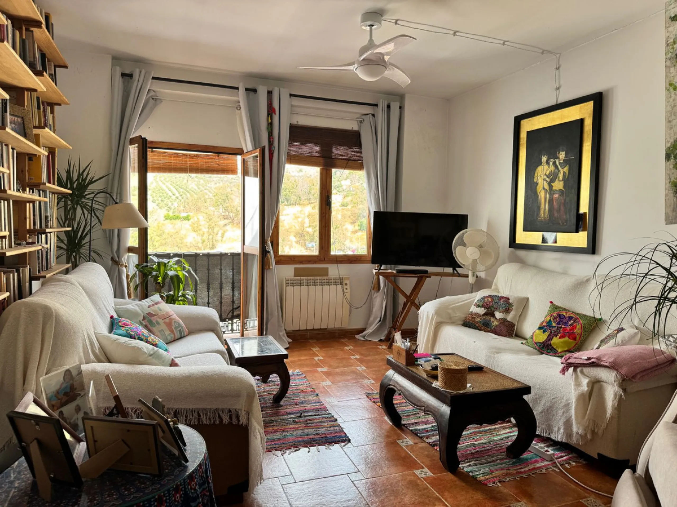 Unique Townhouse with Panoramic Views in the Heart of Álora