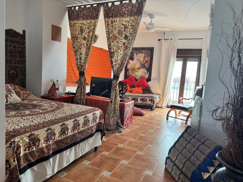 Unique Townhouse with Panoramic Views in the Heart of Álora