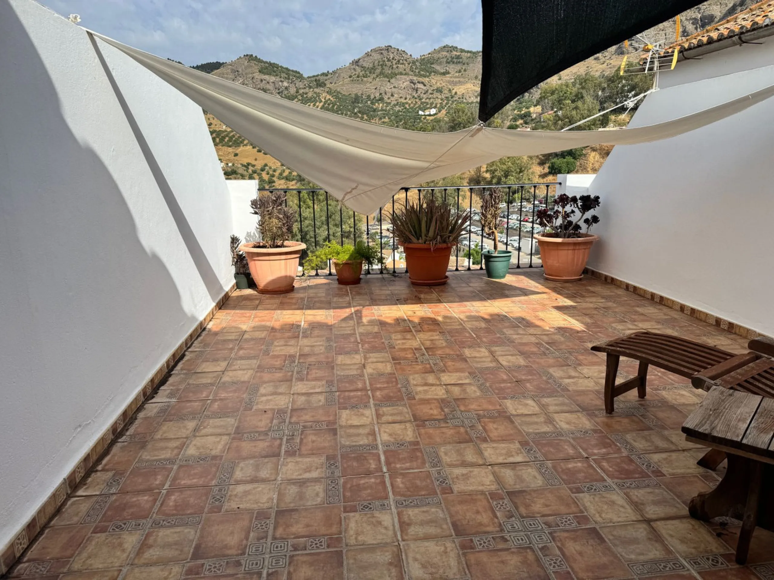 Unique Townhouse with Panoramic Views in the Heart of Álora