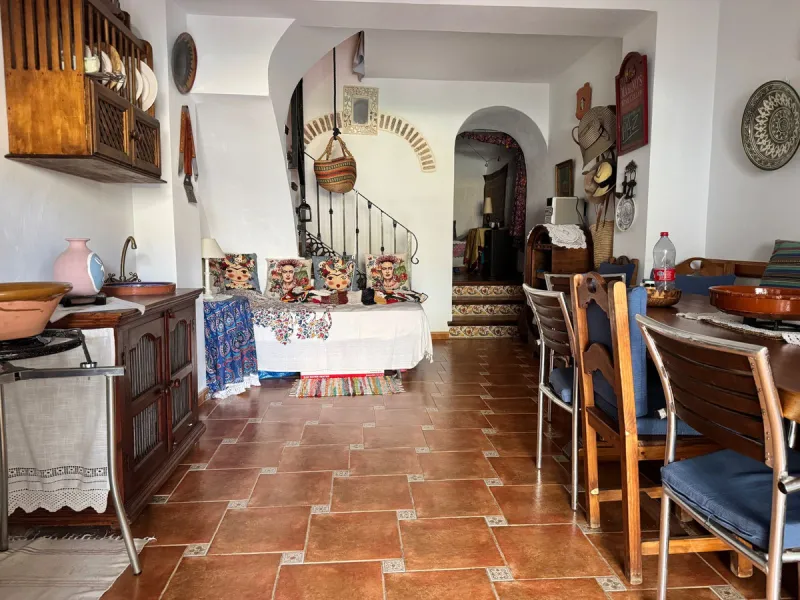 Unique Townhouse with Panoramic Views in the Heart of Álora