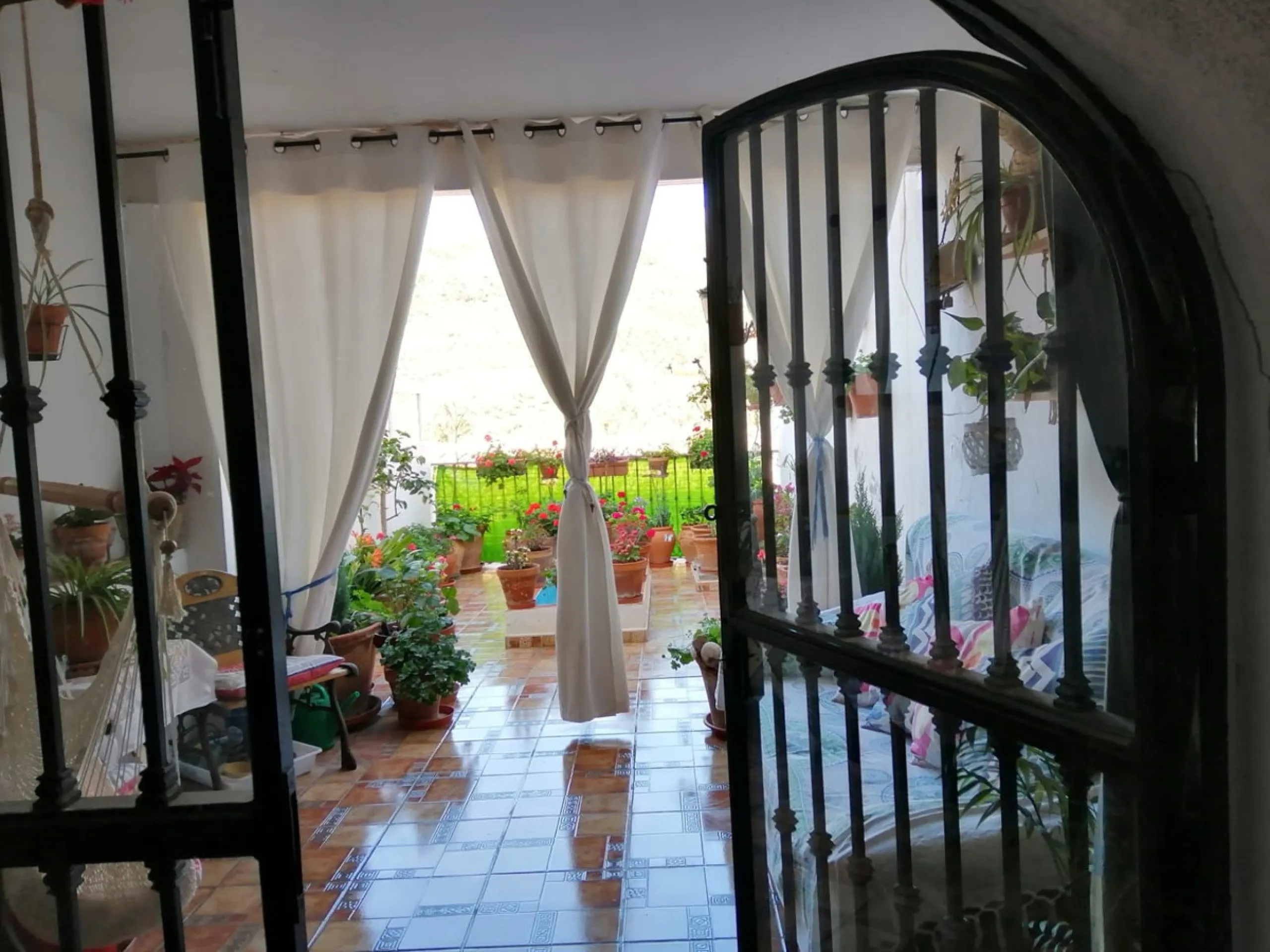 Unique Townhouse with Panoramic Views in the Heart of Álora