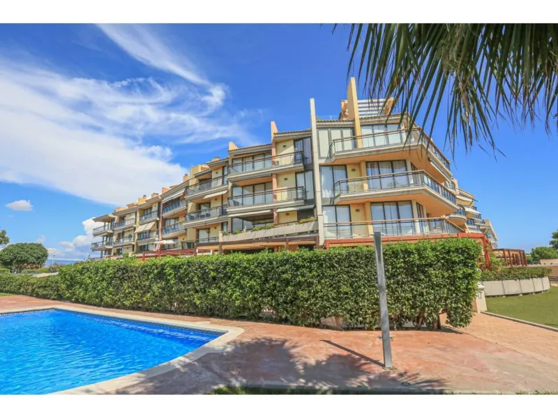 Seafront apartment with solarium in Cambrils, Costa Dorada