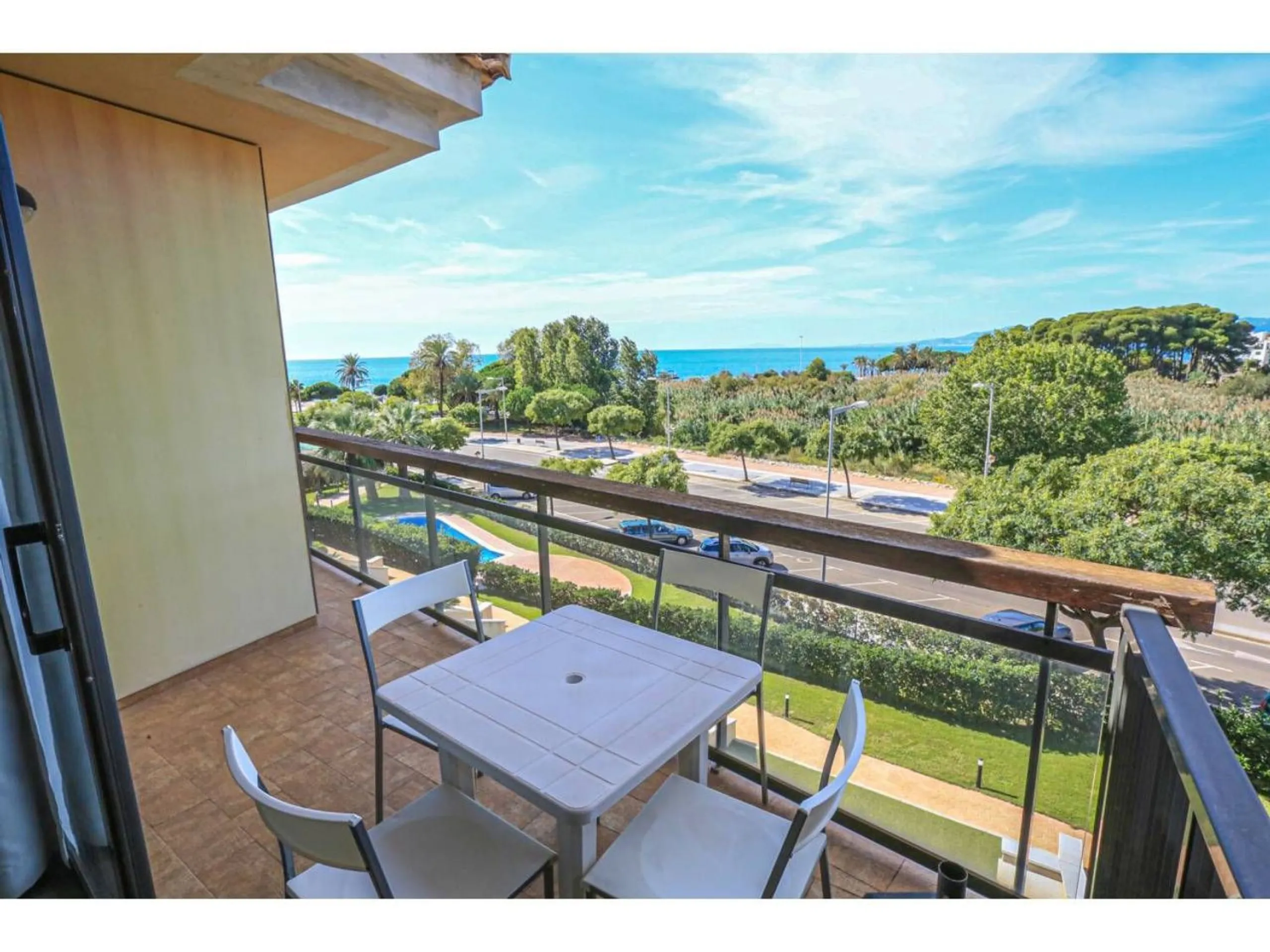 Seafront apartment with solarium in Cambrils, Costa Dorada