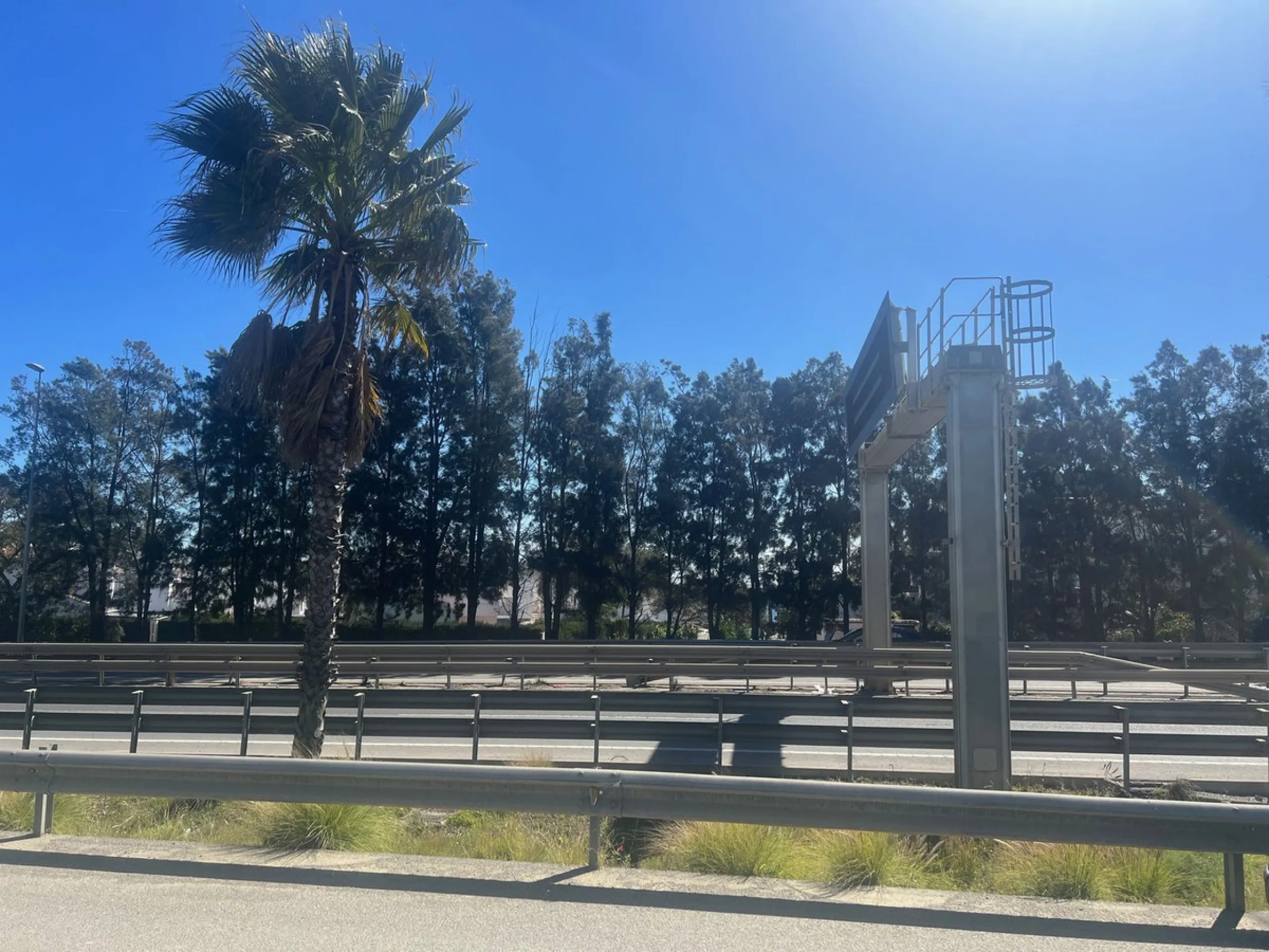 Plot - Commercial Plot в продаже в Estepona, Málaga. Площадь дома 4800 м². Площадь участка 4100 м²