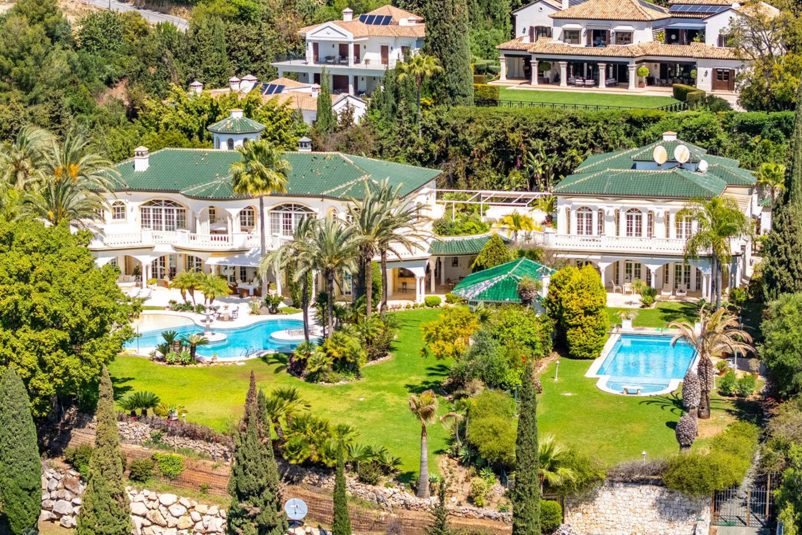 Außergewöhnliches Privatanwesen mit Meerblick in Cascada de Camoján, Marbella