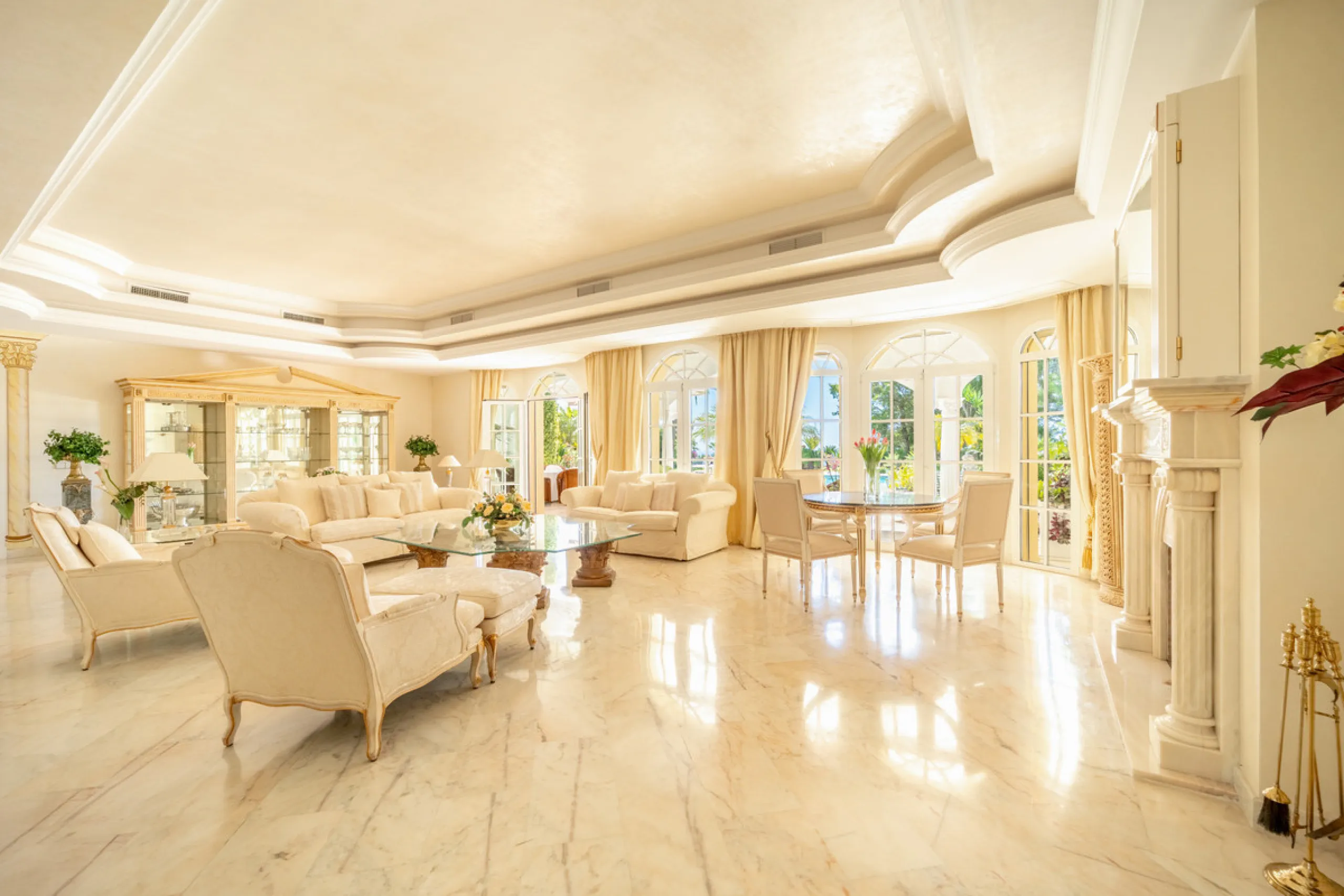 Außergewöhnliches Privatanwesen mit Meerblick in Cascada de Camoján, Marbella