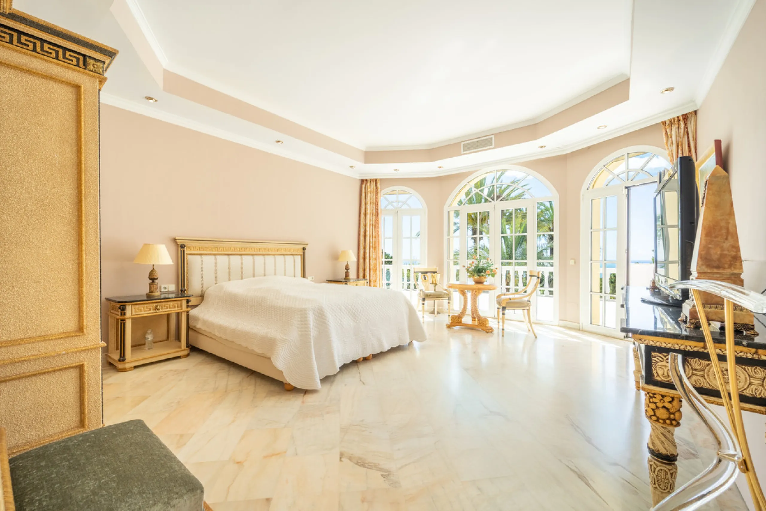 Außergewöhnliches Privatanwesen mit Meerblick in Cascada de Camoján, Marbella