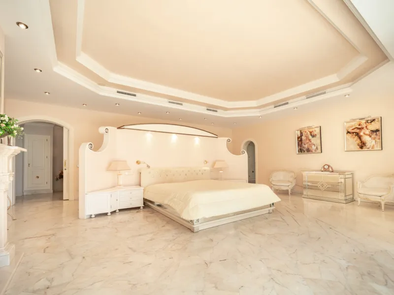 Außergewöhnliches Privatanwesen mit Meerblick in Cascada de Camoján, Marbella