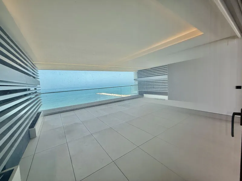 Exclusive property for sale with panoramic views on the 16th floor of the Mediterranean Sea in the city of Malaga. The towers are considered to be the most important project on the peninsular coastline. Three luxury skyscrapers, which have transformed the