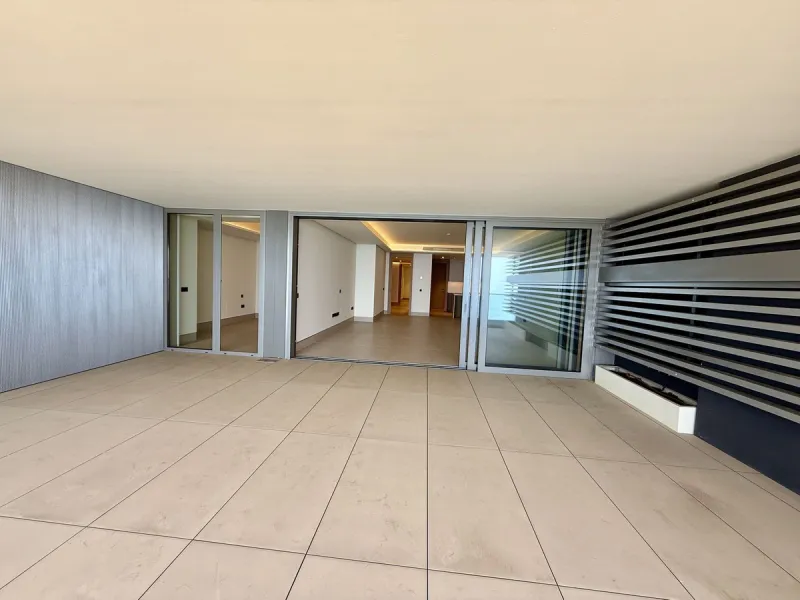 Apartment - Middle Floor Apartment в продаже в Málaga, Málaga. В доме 3 спален и 4 ванных комнат. Площадь дома 173 м²