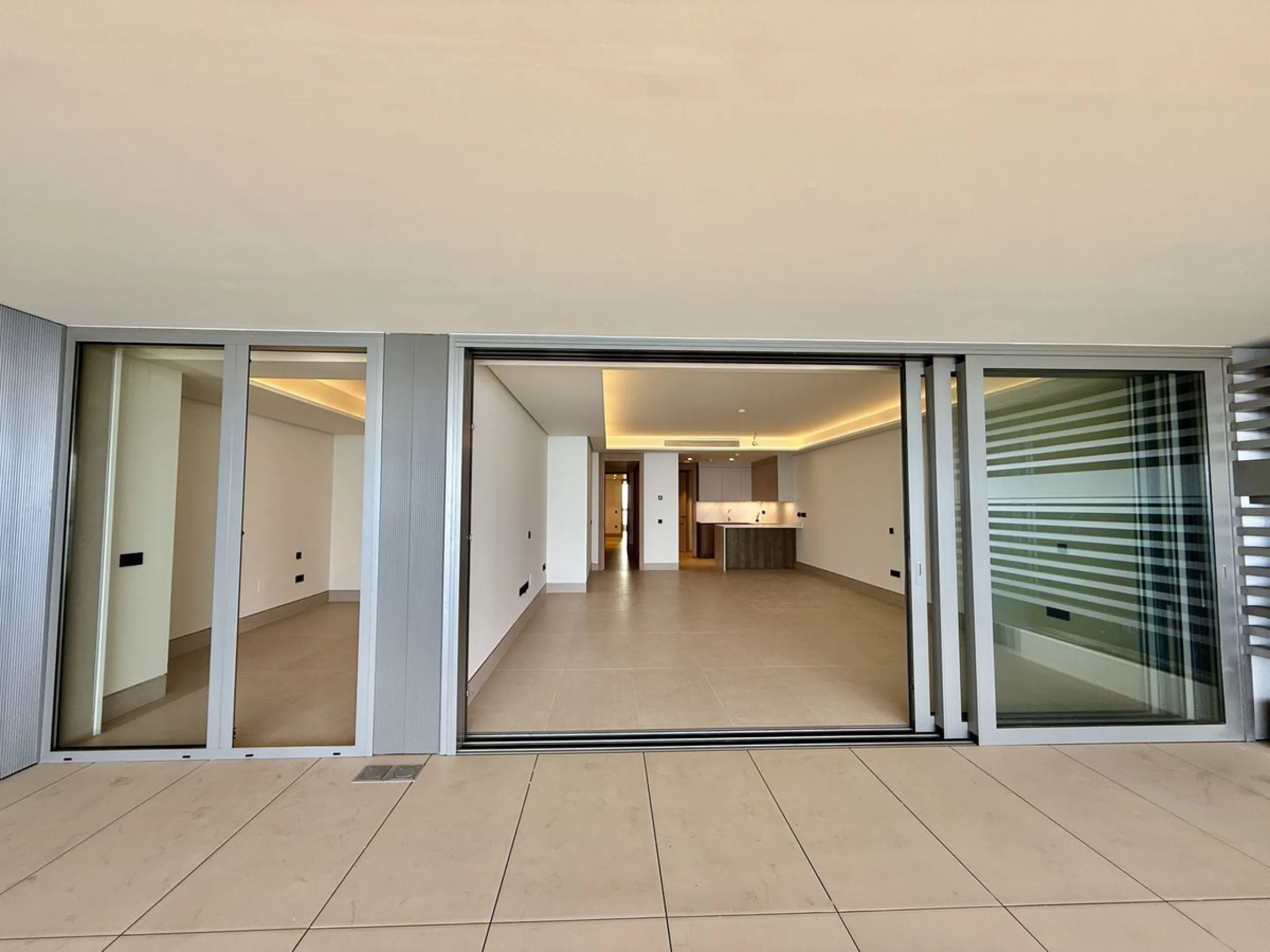 Apartment - Middle Floor Apartment в продаже в Málaga, Málaga. В доме 3 спален и 4 ванных комнат. Площадь дома 173 м²