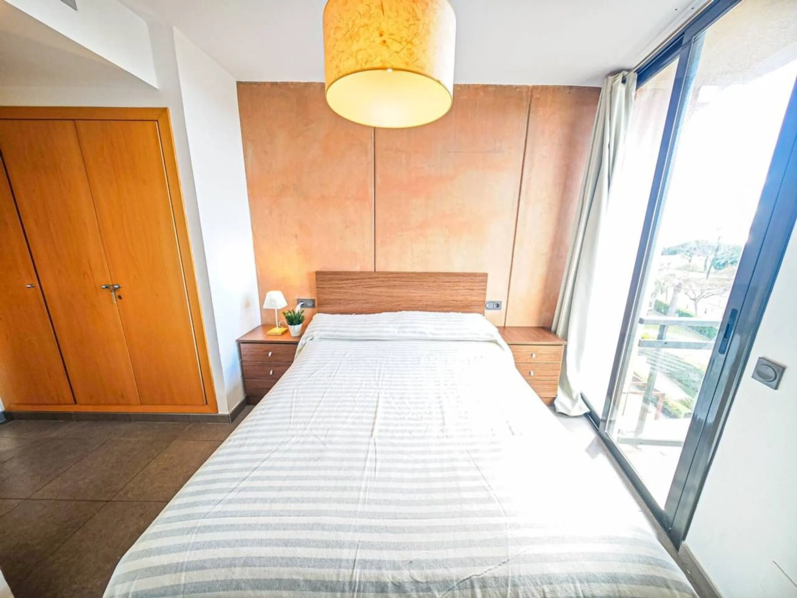 Seafront apartment with solarium in Cambrils, Costa Dorada