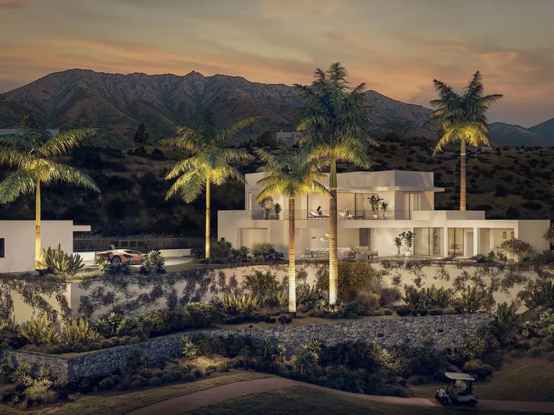 FIRST LINE beautiful plot in La Cala Golf