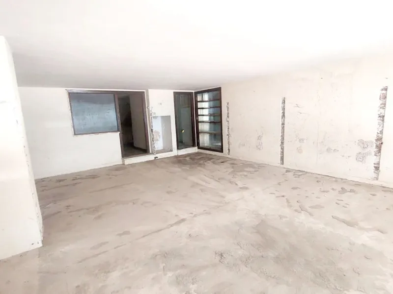 Frontline Beach Commercial Premises – Los Boliches, Fuengirola
