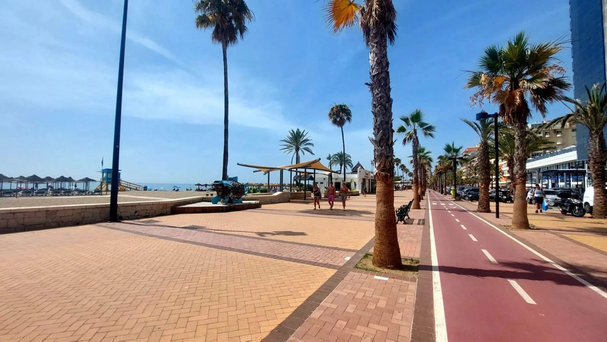 Frontline Beach Commercial Premises – Los Boliches, Fuengirola