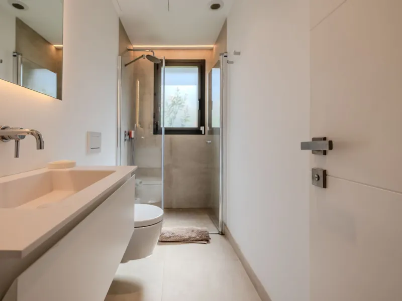 Villa Valois: Contemporary Elegance in the Heart of Puerto Banus