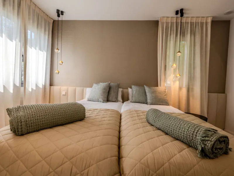 Villa Valois: Contemporary Elegance in the Heart of Puerto Banus